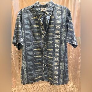 Reyn Spooner L button down dress shirt